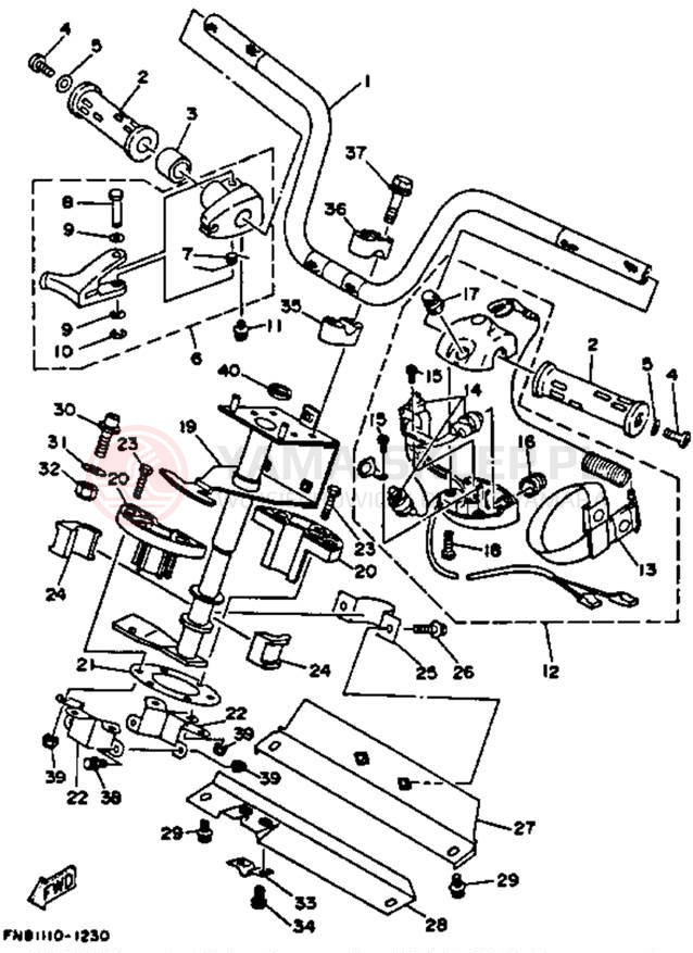 Schemat "Kierownica i osprzęt" do Yamaha WRB650R_61